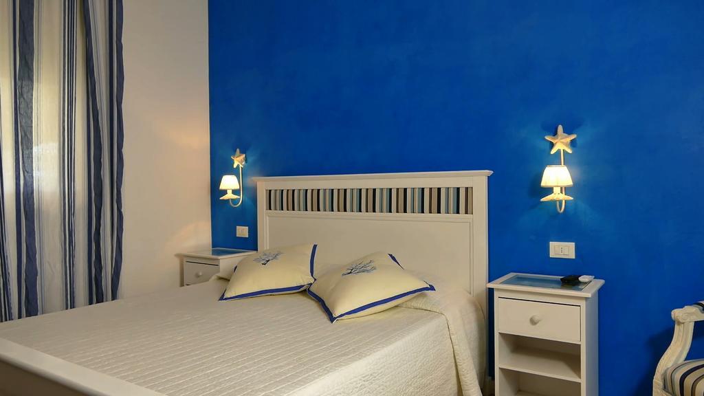 Bed & Breakfast Venezia Марина-ди-Каррара Номер фото
