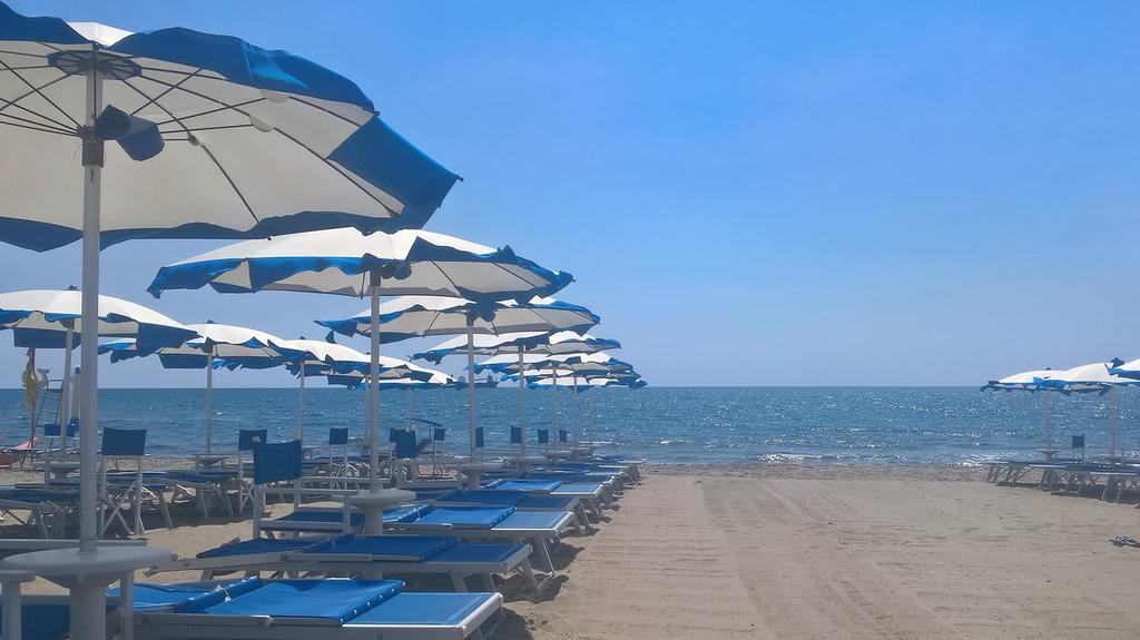 Bed & Breakfast Venezia Марина-ди-Каррара Экстерьер фото